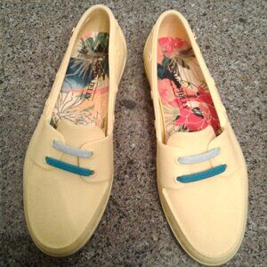 Lemon Jelly Waterproof Rubber Boat Shoes – Women’s Size 7 US